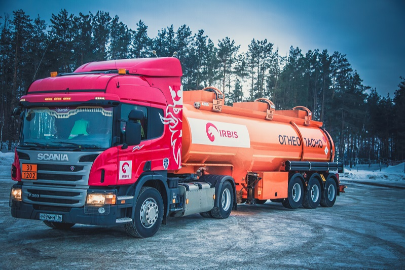 Скания бензовоз 2020. Скания g400 бензовоз. Scania нефтевоз. Scania r 400 бензовоз.