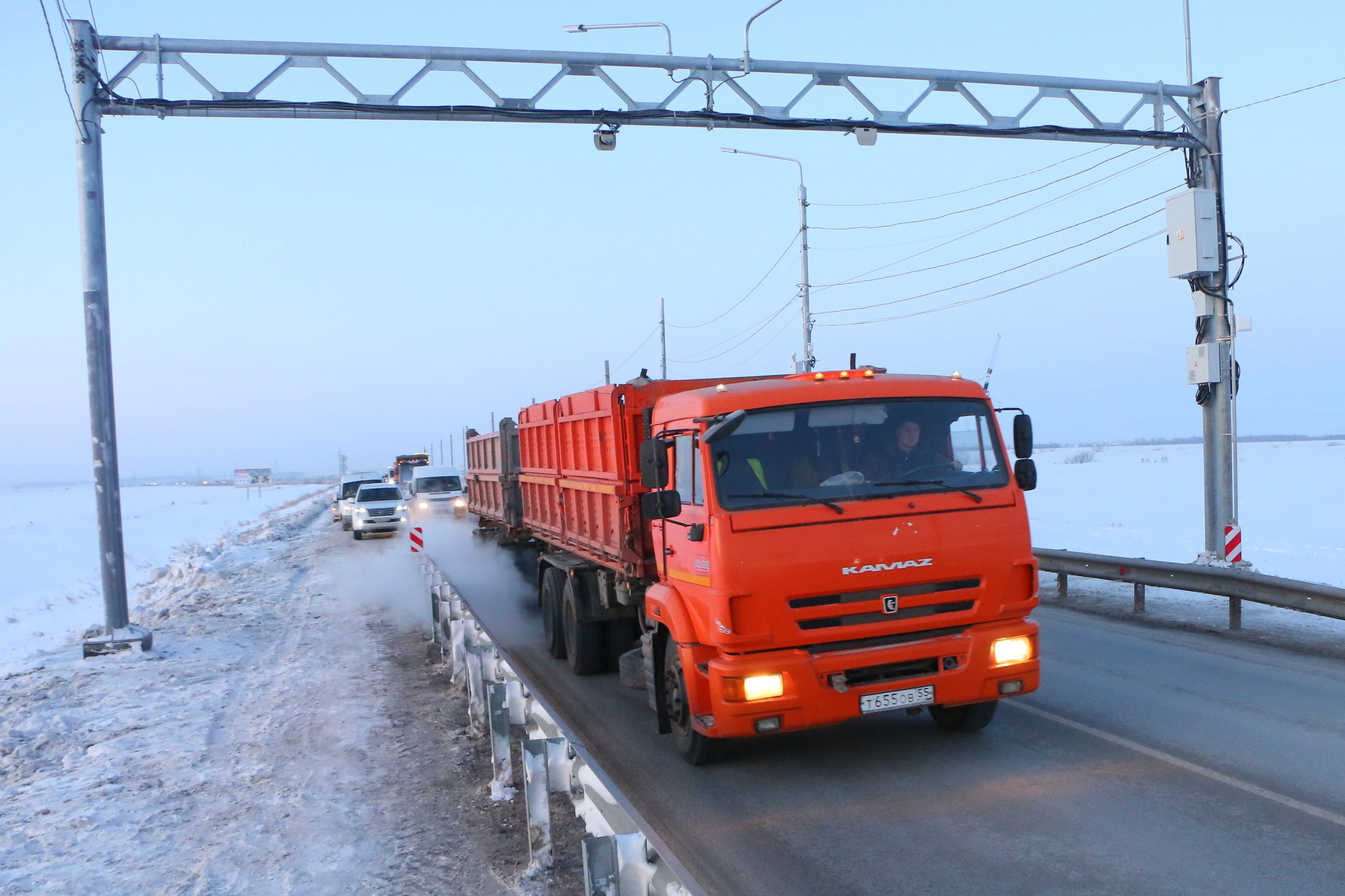 Весогабаритный контроль. Пункт весового контроля Омск. Весовой контроль Омская обл. Весовой контроль для грузовых Александров. Контроль грузовиков на дороге.