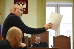 Курганский областной суд рассмотрел первые дела о штрафах грузоперевозчикам
