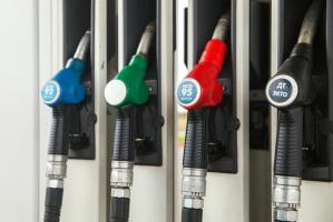 Прозрачная надежда: власти готовят меру сдерживания роста цен на топливо
