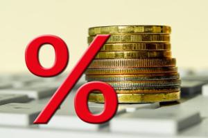 Игра в ключевую: почему ставка ЦБ не упадет в этом году ниже 15%