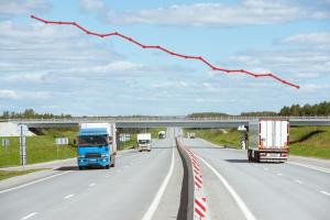 Эффект домино: как замедление экономики и снижение ключевой ставки перезапустят рынок грузоперевозок