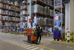 Спрос на складских работников из дальнего зарубежья к 2027 году может вырасти в 1,5 раза