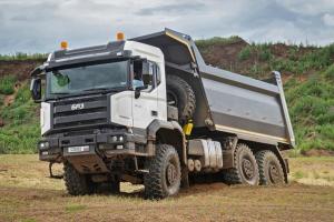 Сделано в России: тяжелый грузовик БАЗ S32A51 – в чем его особенности?